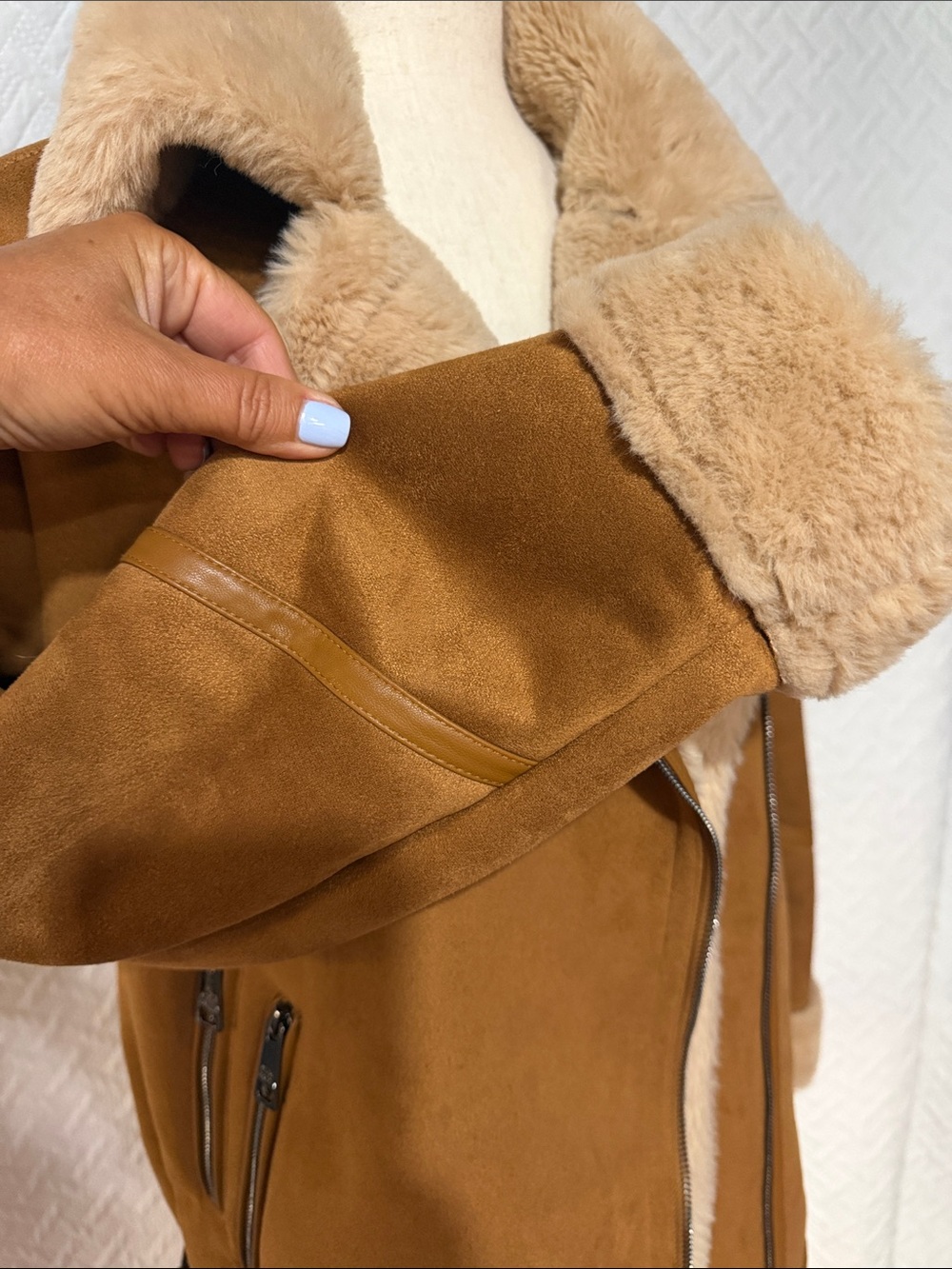 Steve Madden Camel/Tan Teddy Aviator Jacket with Cream Faux Shearling - Picture 4 of 8